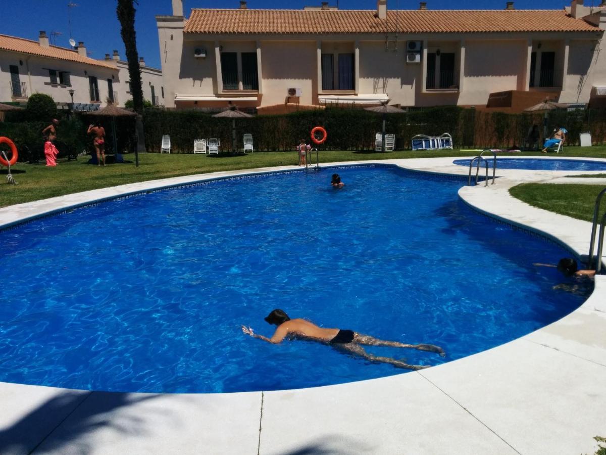 Estudio Con Piscina Y Garaje A 100 Mtr De La Playa Isla Cristina Εξωτερικό φωτογραφία
